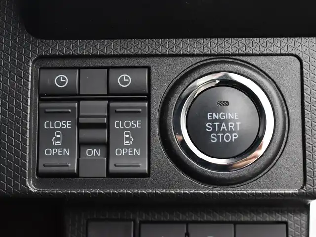 ダイハツ タント カスタム X 福岡県 2023(令5)年 1.3万km シャイニングホワイトパール ワンオーナー/社外メモリナビ/フルセグTV・BT・CD・DVD・FM・AM/全方位カメラ/スマートアシスト/オートハイビーム/クリアランスソナー/純正LEDヘッドライト/両側パワースライドドア/ステアリングスイッチ/電動パーキングブレーキ/ブレーキホールド/保証書・取説・スペアキー