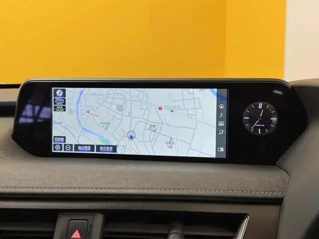 レクサス ＵＸ 250h バージョンL 群馬県 2021(令3)年 6.9万km ソニッククォーツ 純正ナビ/　（AM/FM/CD/DVD/BT）/フルセグTV/全方位カメラ/Lexus Safety System＋/　・プリクラッシュセーフティ/　・レーントレーシングアシスト（LTA）/　・ロードサインアシスト（RSA）/ビルトインETC2.0/レーダークルーズコントロール/D/N席シートヒーター/D/N席シートクーラー/D席メモリーシート/ハンズフリーパワーバックドア/LEDヘッドライト/充電用USB/タイプC/スマートキー