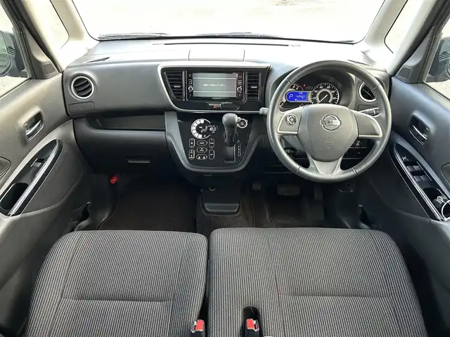 日産 デイズ ルークス ハイウェイスターX 和歌山県 2017(平29)年 3万km チタニウムグレーメタリック 純正ナビ（MM316D-W）/(AM/FM/CD/DVD/Bluetooth)/全方位カメラ/衝突軽減ブレーキ/横滑り防止機能/アイドリングストップ/オートライト/オートマチックハイビーム/ETC/ドライブレコーダー/スマートキー/プッシュスタート/ステアリングリモコン/純正AW