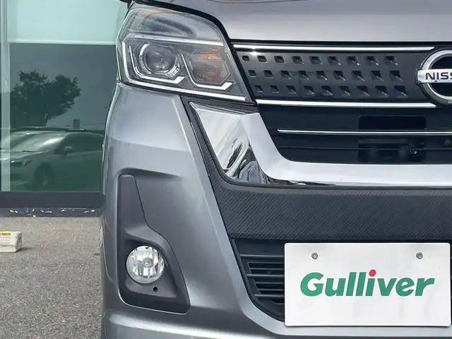 日産 デイズ ルークス ハイウェイスターX 和歌山県 2017(平29)年 3万km チタニウムグレーメタリック 純正ナビ（MM316D-W）/(AM/FM/CD/DVD/Bluetooth)/全方位カメラ/衝突軽減ブレーキ/横滑り防止機能/アイドリングストップ/オートライト/オートマチックハイビーム/ETC/ドライブレコーダー/スマートキー/プッシュスタート/ステアリングリモコン/純正AW