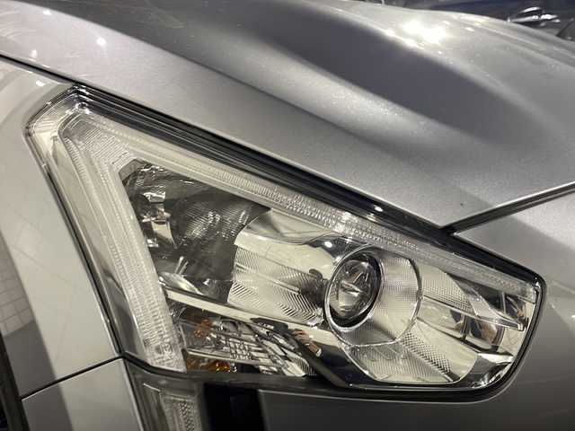 ダイハツ コペン ローブ 茨城県 2017(平29)年 11.3万km ブライトシルバーメタリック (株)IDOMが運営する【じしゃロン水戸店】の自社ローン専用車両になりますこちらは現金またはオートローンご利用時の価格です。自社ローンご希望の方は別途その旨お申付け下さい/純正ナビ(FC、M、AM、フルセグTV、SD/DVD、CD、BT)/バックカメラ/純正フロアマット/プッシュスタート/スマートキー/アイドリングストップ/横滑り防止/ETC/LEDヘッドライト