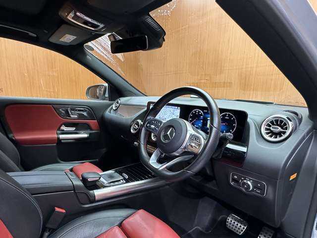 メルセデス・ベンツ ＧＬＡ２００ｄ 4マチック AMGライン 千葉県 2020(令2)年 5.9万km イリジウムシルバー パノラマSR　/AMGレザーEXC　/アドバンスドパッケージ　/HUD　/純正ナビ　/360°カメラ　/ACC　/BSM　/シートヒーター　/パワーシート　/LEDヘッドライト　/オートライト　/電動リアゲート　/パーキングアシスト　/ETC