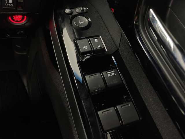 ホンダ Ｎ ＢＯＸ カスタム L 栃木県 2022(令4)年 4.8万km プレミアムベルベットパープル・パール ホンダセンシング/・衝突軽減ブレーキ/・誤発進抑制機能/・アダプティブクルーズコントロール/・車線維持支援システム/・路外逸脱抑制機能/・先行車発進お知らせ機能/・標識認識機能/純正ナビ/（CD/DVD/BT/TV/AM/FM/SD)/シートヒーター/電子パーキングブレーキ/ブレーキホールド/コーナーセンサー/バックカメラ/LEDヘッドライト/フォグライト/片側パワースライドドア/純正フロアマット/電動格納ミラー/アイドリングストップ/スマートキー/プッシュスタート/オートライト/オートエアコン