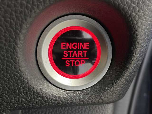 ホンダ Ｎ ＢＯＸ カスタム L 栃木県 2022(令4)年 4.8万km プレミアムベルベットパープル・パール ホンダセンシング/・衝突軽減ブレーキ/・誤発進抑制機能/・アダプティブクルーズコントロール/・車線維持支援システム/・路外逸脱抑制機能/・先行車発進お知らせ機能/・標識認識機能/純正ナビ/（CD/DVD/BT/TV/AM/FM/SD)/シートヒーター/電子パーキングブレーキ/ブレーキホールド/コーナーセンサー/バックカメラ/LEDヘッドライト/フォグライト/片側パワースライドドア/純正フロアマット/電動格納ミラー/アイドリングストップ/スマートキー/プッシュスタート/オートライト/オートエアコン