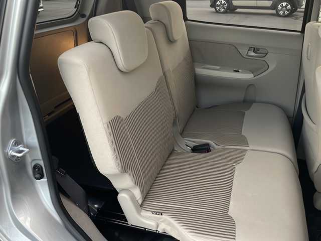 ダイハツ ムーヴ L SAⅡ 茨城県 2017(平29)年 0.5万km ブライトシルバーメタリック ワンオーナー/純正ナビ/　　【フルセグ、BT、CD、DVD】/衝突被害軽減システム/横滑り防止装置/アイドリングストップ/純正フロアマット