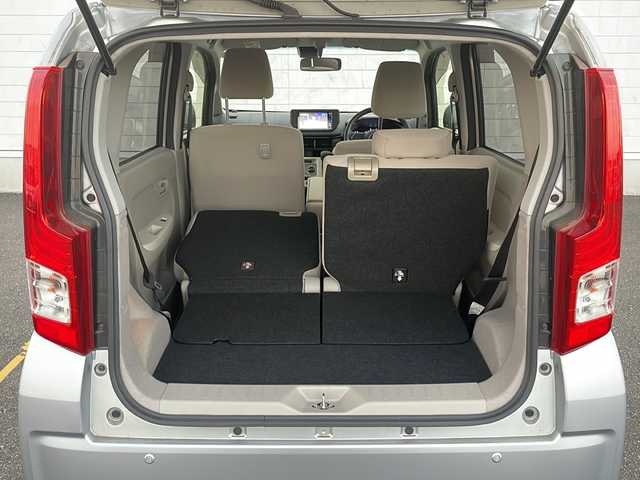 ダイハツ ムーヴ L SAⅡ 茨城県 2017(平29)年 0.5万km ブライトシルバーメタリック ワンオーナー/純正ナビ/　　【フルセグ、BT、CD、DVD】/衝突被害軽減システム/横滑り防止装置/アイドリングストップ/純正フロアマット