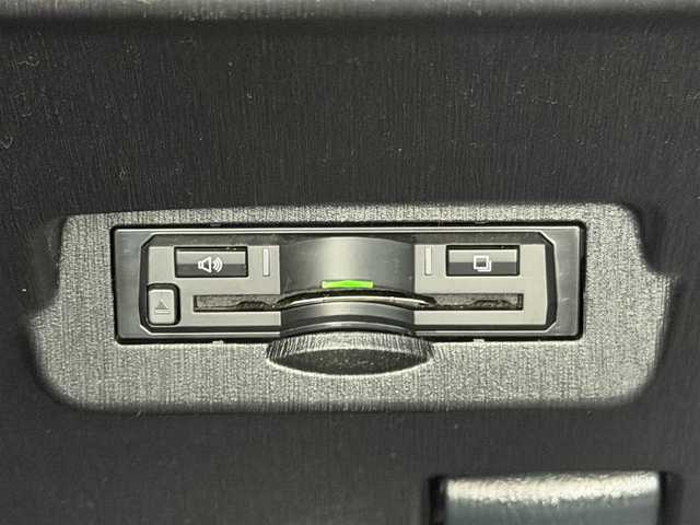 トヨタ プリウス α S ツーリングセレクション 兵庫県 2015(平27)年 5.1万km ホワイトパールクリスタルシャイン 社外ナビ(EX009V)/(CD/DVD/BT/SD)/フルセグTV/バックカメラ/ETC/前後ドライブレコーダー/社外レーダー/LEDヘッドライト/オートライト/フォグランプ/ステアリングリモコン/革巻きステアリング/電動格納ミラー/スマートキー/社外フロアマット/純正ドアバイザー/純正アルミ16インチ