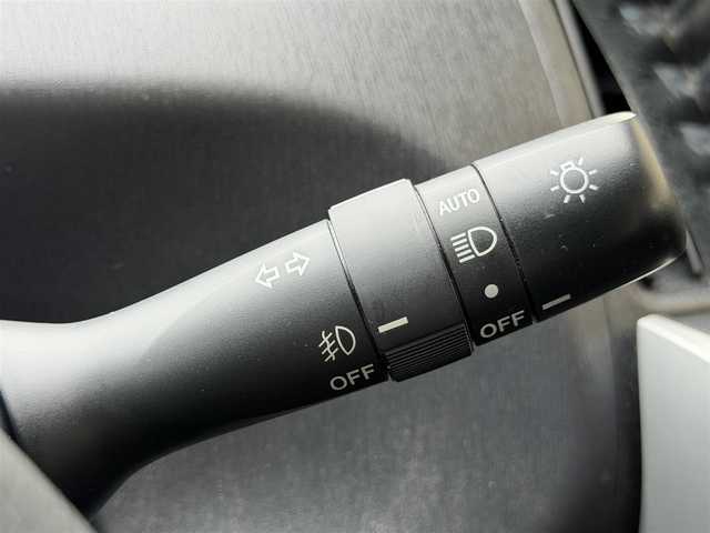 トヨタ プリウス α S ツーリングセレクション 兵庫県 2015(平27)年 5.1万km ホワイトパールクリスタルシャイン 社外ナビ(EX009V)/(CD/DVD/BT/SD)/フルセグTV/バックカメラ/ETC/前後ドライブレコーダー/社外レーダー/LEDヘッドライト/オートライト/フォグランプ/ステアリングリモコン/革巻きステアリング/電動格納ミラー/スマートキー/社外フロアマット/純正ドアバイザー/純正アルミ16インチ