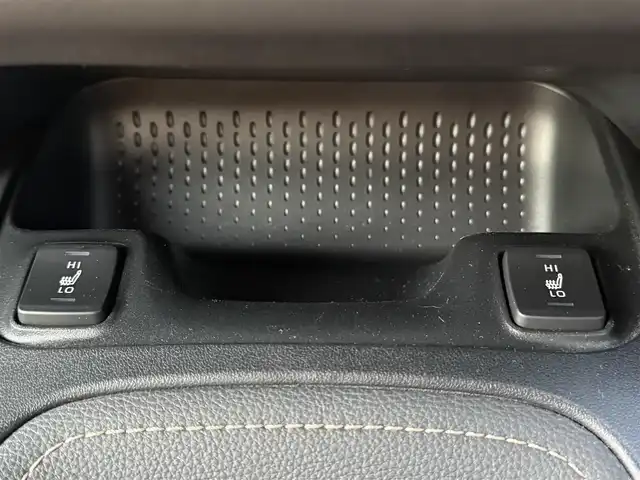 トヨタ カローラツーリング ハイブリッド ダブルバイビー 千葉県 2020(令2)年 4.5万km スパークリングブラックパールクリスタルシャイン 純正ディスプレイオーディオ/バックカメラ/クルーズコントロール/前席シートヒーター/ビルトインETC/ハンドルヒーター/ステアリングスイッチ/ハーフレザーシート/プッシュスタート/スマートキー/AC100V/コーナーセンサー/衝突被害軽減ブレーキ/レーンキープアシスト