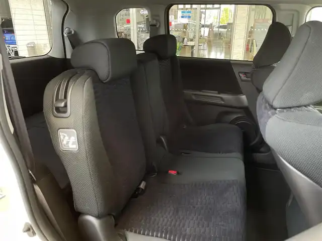 ホンダ クロスロード 18L Xパッケージ 宮城県 2007(平19)年 9.7万km プレミアムホワイトパール 純正ＨＤＤナビ/３列シート/バックカメラ/オートライト/スペアキー/ＤＶＤ／ＡＭ／ＦＭ