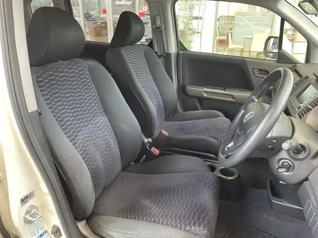 ホンダ クロスロード 18L Xパッケージ 宮城県 2007(平19)年 9.7万km プレミアムホワイトパール 純正ＨＤＤナビ/３列シート/バックカメラ/オートライト/スペアキー/ＤＶＤ／ＡＭ／ＦＭ