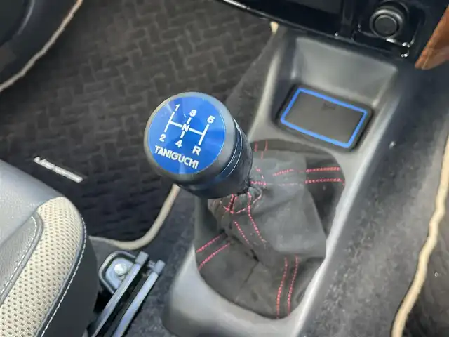 スズキ ジムニー ランドベンチャー 東京都 2018(平30)年 4.1万km ブルーイッシュブラックパール3 4WD　/５MT /エアコン /フルセグ /Bluetooth /CD/DVD再生　/ドラレコ　/ハーフレザーシート　/ETC　/パワーウィンドウ　/パワーステアリング　/フォグランプ　/スズキスポーツマッドフラップ　/牽引フック　