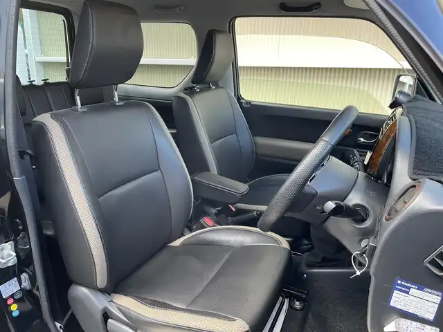 スズキ ジムニー ランドベンチャー 東京都 2018(平30)年 4.1万km ブルーイッシュブラックパール3 4WD　/５MT /エアコン /フルセグ /Bluetooth /CD/DVD再生　/ドラレコ　/ハーフレザーシート　/ETC　/パワーウィンドウ　/パワーステアリング　/フォグランプ　/スズキスポーツマッドフラップ　/牽引フック　