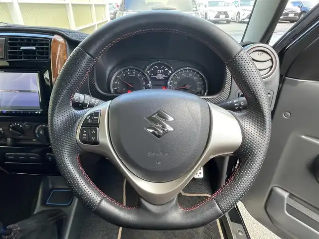 スズキ ジムニー ランドベンチャー 東京都 2018(平30)年 4.1万km ブルーイッシュブラックパール3 4WD　/５MT /エアコン /フルセグ /Bluetooth /CD/DVD再生　/ドラレコ　/ハーフレザーシート　/ETC　/パワーウィンドウ　/パワーステアリング　/フォグランプ　/スズキスポーツマッドフラップ　/牽引フック　