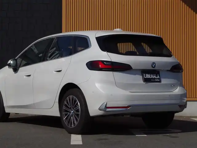 ＢＭＷ ＢＭＷ ２１８ｄ アクティブツアラー エクスクルーシブ 埼玉県 2023(令5)年 1.4万km パール ブラックレザーシート/アダプティブクルーズコントロール/インテリジェントセーフティ/ヘッドアップディスプレイ/CarPlay/パークディスタンスコントロール/ブラインドスポットモニター/コンフォートアクセス/全周囲カメラ/純正ナビ/ETC/シートヒーター/ワイヤレス充電/運転席シートポジションメモリー機能/Bluetooth