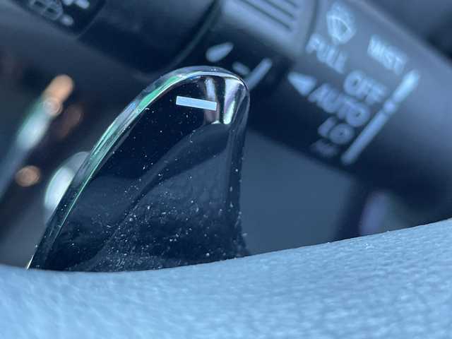 ホンダ ヴェゼル ハイブリッド Z 茨城県 2014(平26)年 5.6万km モルフォブルーP 社外ナビ/Bluetooth/フルセグTV/ドライブレコーダー/ETC/ハーフレザーシート/シートヒーター/横滑り防止装置/衝突軽減システム/オートライト/LEDヘッドライト/純正OPモデューロエアロパーツ/保証書/取扱説明書