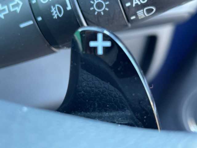 ホンダ ヴェゼル ハイブリッド Z 茨城県 2014(平26)年 5.6万km モルフォブルーP 社外ナビ/Bluetooth/フルセグTV/ドライブレコーダー/ETC/ハーフレザーシート/シートヒーター/横滑り防止装置/衝突軽減システム/オートライト/LEDヘッドライト/純正OPモデューロエアロパーツ/保証書/取扱説明書