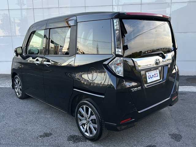トヨタ タンク カスタムG－T 埼玉県 2017(平29)年 9.1万km ブラックマイカメタリック (株)IDOMが運営する【じしゃロン熊谷店】の自社ローン専用車両になりますこちらは現金またはオートローンご利用時の価格です。自社ローンご希望の方は別途その旨お申付け下さい/社外ナビ　AVIC-RW910/（フルセグTV/Bluetooth/CD/DVD/AM/FM）/ETC/ドライブレコーダー/バックカメラ/両側パワースライドドア/クルーズコントロール/スマートアシスト/・衝突警報機能/・衝突回避支援ブレーキ機能/・誤発進抑制制御機能/・先行車発進お知らせ機能/アイドリングストップ/ステアリングスイッチ/ウインカーミラー/ドアバイザー/純正フロアマット/車両取扱説明書/保証書