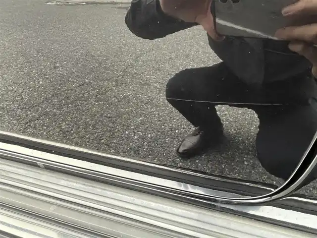 メルセデス・ベンツ ゲレンデヴァーゲン Ｇ３５０ｄ AMGライン 千葉県 2020(令2)年 5.3万km オブシディアンブラック AMGライン/ラグジュアリーパッケージ/純正ナビ【フルセグTV/BT/SD/USB】/純正20インチアルミホイール/サイドストリップライン/サンルーフ/ブルメスターサウンド/パドルシフト/アンビエントライト/3ゾーンクライメートコントロール/前席パワーシート（メモリー付）/全席シートヒーター/全方位・フロント・サイド・バックカメラ/前後コーナーセンサー/前後ドライブレコーダー/アダプティブクルーズコントロール/デフロック/アイドリングストップ/道路標識アシスト/アクティブブレーキアシスト/アテンションアシスト/レーンキーピングアシスト/ブラインドスポットアシスト/ダイナミックセレクト/保証書/取説/スペアキー