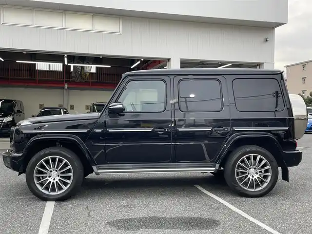 メルセデス・ベンツ ゲレンデヴァーゲン Ｇ３５０ｄ AMGライン 千葉県 2020(令2)年 5.3万km オブシディアンブラック AMGライン/ラグジュアリーパッケージ/純正ナビ【フルセグTV/BT/SD/USB】/純正20インチアルミホイール/サイドストリップライン/サンルーフ/ブルメスターサウンド/パドルシフト/アンビエントライト/3ゾーンクライメートコントロール/前席パワーシート（メモリー付）/全席シートヒーター/全方位・フロント・サイド・バックカメラ/前後コーナーセンサー/前後ドライブレコーダー/アダプティブクルーズコントロール/デフロック/アイドリングストップ/道路標識アシスト/アクティブブレーキアシスト/アテンションアシスト/レーンキーピングアシスト/ブラインドスポットアシスト/ダイナミックセレクト/保証書/取説/スペアキー