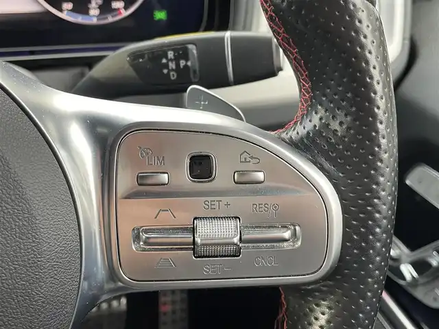 メルセデス・ベンツ ゲレンデヴァーゲン Ｇ３５０ｄ AMGライン 千葉県 2020(令2)年 5.3万km オブシディアンブラック AMGライン/ラグジュアリーパッケージ/純正ナビ【フルセグTV/BT/SD/USB】/純正20インチアルミホイール/サイドストリップライン/サンルーフ/ブルメスターサウンド/パドルシフト/アンビエントライト/3ゾーンクライメートコントロール/前席パワーシート（メモリー付）/全席シートヒーター/全方位・フロント・サイド・バックカメラ/前後コーナーセンサー/前後ドライブレコーダー/アダプティブクルーズコントロール/デフロック/アイドリングストップ/道路標識アシスト/アクティブブレーキアシスト/アテンションアシスト/レーンキーピングアシスト/ブラインドスポットアシスト/ダイナミックセレクト/保証書/取説/スペアキー