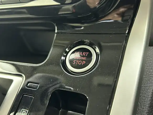 日産 セレナ ハイウェイスター プロパイロットED 千葉県 2016(平28)年 4.5万km ブリリアントホワイトパール プロパイロット/エマージェンシーブレーキ/車線逸脱警報/車線逸脱防止支援/標識検知/純正9インチSDナビ/CD DVD AUX BT フルセグ/バックカメラ/両側パワースライドドア/レーダークルーズコントロール/LEDオートライト/純正16インチアルミホイール/ドアバイザー/純正フロアマット/プッシュスタート/スマートキー/ビルトインETC
