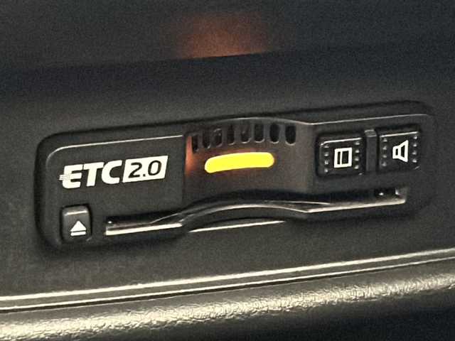 ホンダ オデッセイ アブソルート ホンダセンシング 宮城県 2019(平31)年 8.8万km クリスタルブラックパール イクリプスナビ/・バックカメラ/・BT接続/フルセグTV/・CD/DVD/純正AW車載/・スタッドレスタイヤ（215/55R17）/センターコンソールボックス/両側パワースライドドア/ホンダセンシング/・車線維持支援システム/・路外逸脱抑制機能/・アダプティブクルーズコントロール/LEDヘッドライト/・フォグランプ/ビルトインETC2.0/ドアバイザー/スマートキー