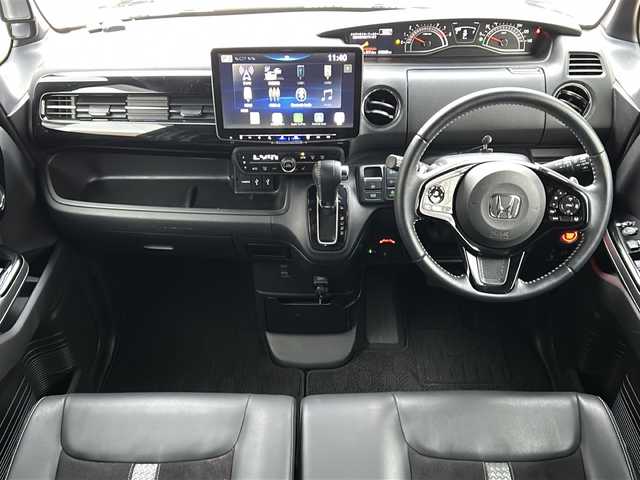 ホンダ Ｎ ＢＯＸ カスタム L ターボ 鳥取県 2023(令5)年 4.4万km クリスタルブラックパール スマートキー/ハーフレザーシート/両側パワースライド/デジタルインナーミラー/社外９インチディスプレイ/appleCARplay/HDMI/USB入力/バックカメラ/ドライブレコーダー/プリクラッシュ/レーンデパーチャー/アダクティブクルーズ/バックソナー/パドルシフト/イオンエアコン/オートライト/LEDヘッドライト/LEDフォグ/ETCユニット/保証書・取説