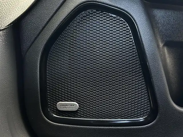 クライスラー・ジープ ジープ コンパス リミテッド 石川県 2024(令6)年 3.3万km パール 純正ナビ/フルセグ/シートヒーター　D/N/パワーシート　D/N/ハンドルヒーター/ポジションメモリー/リアパワーゲート/ドアバイザー/純正フロアマット/ミラーヒーター/パークセンス/アクティブレーンマネジメント/ACC/BSM/トラフィックサインアシスト/ハイウェイアシスト/ドライバーアテンションアラート/アルパインサウンドシステム/スペアタイヤ/トノカバー