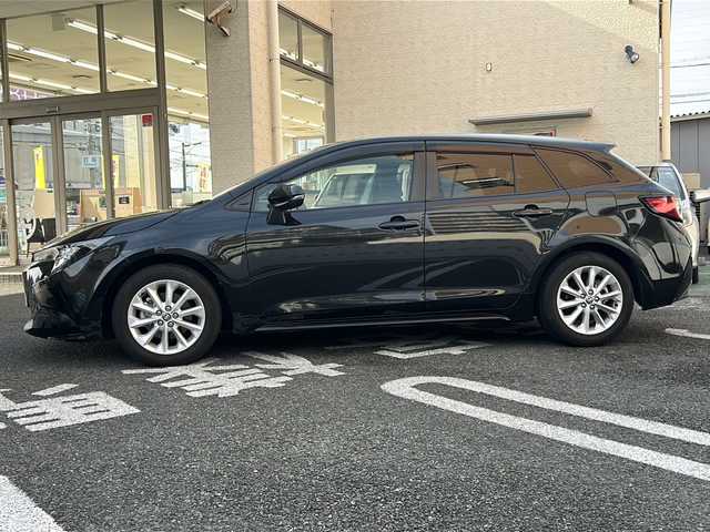 トヨタ カローラツーリング S 大阪府 2022(令4)年 4.8万km ブラックマイカ ワンオーナー/純正9インチナビ/純正ディスプレイオーディオ/Bluetooth/DVD再生/バックカメラ/衝突軽減ブレーキ/車線逸脱警報/レーダークルーズコントロール/オートハイビーム/ステアリングヒーター/フロントシートヒーター/スマートキー/プッシュスタート/ドラレコ/ビルトインETC/純正LEDライト/保証書/取扱説明書