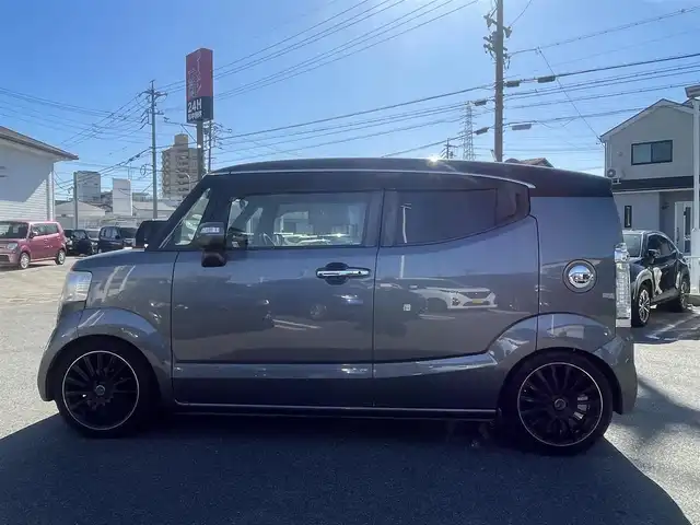 ホンダ Ｎ ＢＯＸ スラッシュ G ターボ Aパッケージ 愛知県 2015(平27)年 7.8万km ガンＭⅡ (株)IDOMが運営する【じしゃロン名古屋鳴海店】の自社ローン専用車両になります。こちらは現金またはオートローンご利用の価格です。自社ローンご希望の方は別途その旨お申し付けください。/フルセグテレビ/ETC/バックカメラ/ウィンカーミラー/ドアバイザー/プッシュスタート/スマートキー