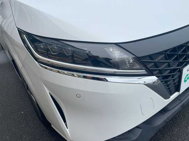 日産 ノート X 茨城県 2021(令3)年 6.6万km パール 純正ナビゲーション/フルセグＴＶ/ＵＳＢ/ＨＤＭＩ/ワイヤレス充電/全方位カメラ/ＥＴＣ/スポーツモード/ＥＶモード/レーンキープアシスト/衝突被害軽減システム/プッシュスタート/スマートキー/取扱説明書/ドアバイザー