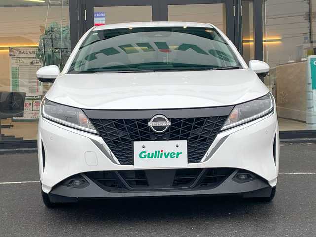 日産 ノート X 茨城県 2021(令3)年 6.6万km パール 純正ナビゲーション/フルセグＴＶ/ＵＳＢ/ＨＤＭＩ/ワイヤレス充電/全方位カメラ/ＥＴＣ/スポーツモード/ＥＶモード/レーンキープアシスト/衝突被害軽減システム/プッシュスタート/スマートキー/取扱説明書/ドアバイザー