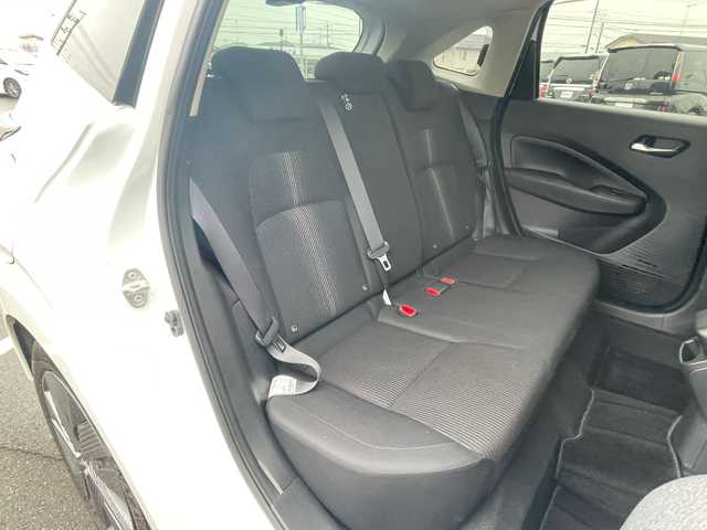 日産 ノート X 茨城県 2021(令3)年 6.6万km パール 純正ナビゲーション/フルセグＴＶ/ＵＳＢ/ＨＤＭＩ/ワイヤレス充電/全方位カメラ/ＥＴＣ/スポーツモード/ＥＶモード/レーンキープアシスト/衝突被害軽減システム/プッシュスタート/スマートキー/取扱説明書/ドアバイザー