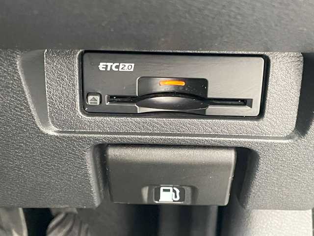 日産 ノート X 茨城県 2021(令3)年 6.6万km パール 純正ナビゲーション/フルセグＴＶ/ＵＳＢ/ＨＤＭＩ/ワイヤレス充電/全方位カメラ/ＥＴＣ/スポーツモード/ＥＶモード/レーンキープアシスト/衝突被害軽減システム/プッシュスタート/スマートキー/取扱説明書/ドアバイザー