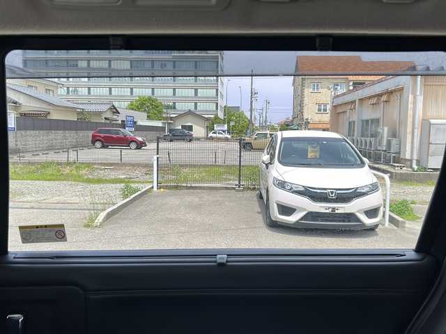 日産 エルグランド 250ハイウェイスターS 石川県 2019(令1)年 8.7万km ファントムブラック フローティング9インチナビ/フルセグTV/衝突軽減ブレーキ/アダプティブクルーズコントロール/両側パワースライドドア/純正ホイール積み込み/社外20インチアルミ/ETC/４WD/オットマン/LEDヘッドライト/バックカメラ