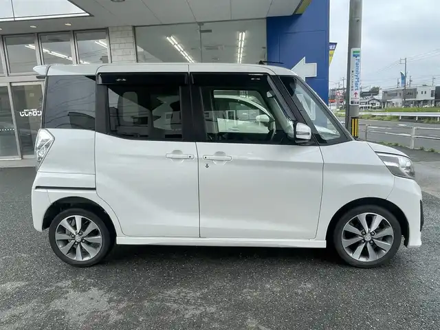 三菱 ｅＫスペース カスタムT 愛知県 2015(平27)年 7.1万km シルキーホワイト (株)IDOMが運営する【じしゃロン豊川店】の自社ローン専用車両になります。こちらは現金またはオートローンご利用時の価格です。自社ローンご希望の方は別途その旨お申付け下さい/社外ナビ/フルセグTV/両側パワースライドドア/バックモニター/ターボ/HIDヘッドランプ/オートライト/純正１５インチアルミホイール/後席サンシェード/革巻きステアリングホイール/オートエアコン/リアサーキュレーター/エンジンスイッチ/キーレスオペレーションシステム/SRSエアバック（運転席・助手席・サイド）