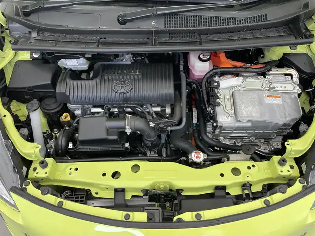 トヨタ シエンタ ハイブリッド ファンベースG クエロ 滋賀県 2020(令2)年 4.2万km エアーイエロー 純正９インチナビ/【Bluetooth/CD/DVD/フルセグTV】/クルーズコントロール/AC100V電源/両側パワースライドドア/前後コーナーセンサー/D/N席シートヒーター/ステアリングヒーター/ビルトインETC/前後ドライブレコーダー/プッシュスタート/スマートキー/ステアリングリモコン