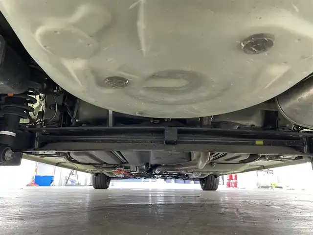 トヨタ シエンタ ハイブリッド ファンベースG クエロ 滋賀県 2020(令2)年 4.2万km エアーイエロー 純正９インチナビ/【Bluetooth/CD/DVD/フルセグTV】/クルーズコントロール/AC100V電源/両側パワースライドドア/前後コーナーセンサー/D/N席シートヒーター/ステアリングヒーター/ビルトインETC/前後ドライブレコーダー/プッシュスタート/スマートキー/ステアリングリモコン