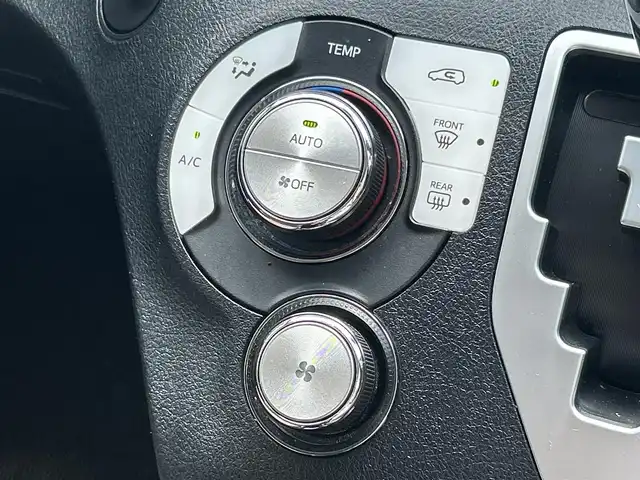 トヨタ シエンタ ハイブリッド ファンベースG クエロ 滋賀県 2020(令2)年 4.2万km エアーイエロー 純正９インチナビ/【Bluetooth/CD/DVD/フルセグTV】/クルーズコントロール/AC100V電源/両側パワースライドドア/前後コーナーセンサー/D/N席シートヒーター/ステアリングヒーター/ビルトインETC/前後ドライブレコーダー/プッシュスタート/スマートキー/ステアリングリモコン