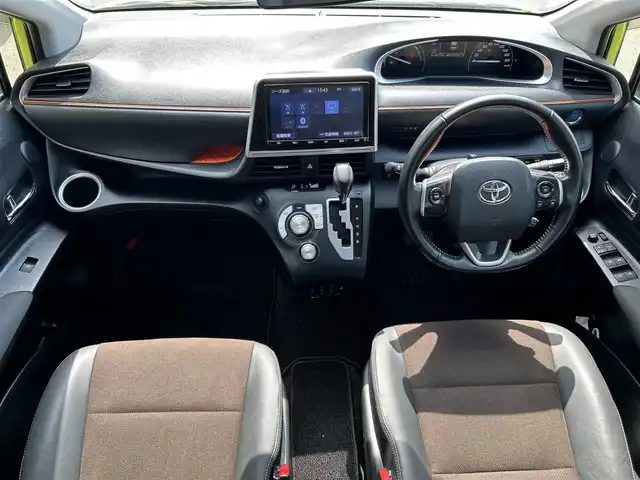 トヨタ シエンタ ハイブリッド ファンベースG クエロ 滋賀県 2020(令2)年 4.2万km エアーイエロー 純正９インチナビ/【Bluetooth/CD/DVD/フルセグTV】/クルーズコントロール/AC100V電源/両側パワースライドドア/前後コーナーセンサー/D/N席シートヒーター/ステアリングヒーター/ビルトインETC/前後ドライブレコーダー/プッシュスタート/スマートキー/ステアリングリモコン