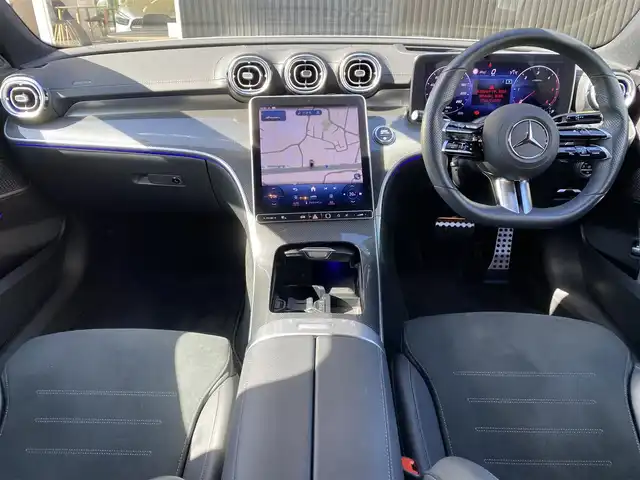 メルセデス・ベンツ Ｍ・ベンツ Ｃ２２０ｄ アバンギャルド　AMGライン 福岡県 2022(令4)年 1.3万km ハイテックシルバー ワンオーナー　/レーダーセーフティパッケージ/アダプティブクルーズコントロール/ブラインドスポットモニター/レーンキープアシスト/ヘッドアップディスプレイ/ベーシックパッケージ/純正ナビ/Ａｐｐｌｅｃａｒｐｌａｙ　/フルセグTV/Ｂｌｕｅｔｏｏｔｈ　/バックカメラ　/全方位カメラ/ハーフレザーシート/前席シートヒーター/パワーバックドア/LEDヘッドライト/オートハイビーム/純正18インチアルミホイール/ETC2.0/取扱説明書/保証書