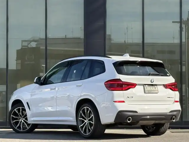 ＢＭＷ Ｘ３ xDrive20d Mスポーツ 石川県 2018(平30)年 4.8万km 白 ハイラインパッケージ/イノベーションパッケージ/黒革シート/純正ナビ/フルセグTV/全方位カメラ/ETC/アダプティブクルーズコントロール/ブラインドスポットモニター/置くだけ充電/全席シートヒーター/パワーシート（D+N席）/シートメモリー/パワーバックドア/ルーフレール/アンチロック・ブレーキ・システム/衝突被害軽減システム/横滑り防止装置/前後コーナーセンサー/レーンキープアシスト/盗難防止装置/ダウンヒルアシストコントロール/パーキングアシスト/アイドリングストップ/純正アルミホイール/スマートキー