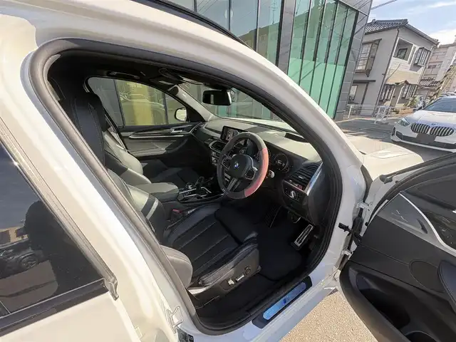 ＢＭＷ Ｘ３ xDrive20d Mスポーツ 石川県 2018(平30)年 4.8万km 白 ハイラインパッケージ/イノベーションパッケージ/黒革シート/純正ナビ/フルセグTV/全方位カメラ/ETC/アダプティブクルーズコントロール/ブラインドスポットモニター/置くだけ充電/全席シートヒーター/パワーシート（D+N席）/シートメモリー/パワーバックドア/ルーフレール/アンチロック・ブレーキ・システム/衝突被害軽減システム/横滑り防止装置/前後コーナーセンサー/レーンキープアシスト/盗難防止装置/ダウンヒルアシストコントロール/パーキングアシスト/アイドリングストップ/純正アルミホイール/スマートキー