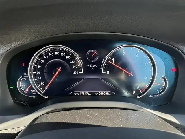 ＢＭＷ Ｘ３ xDrive20d Mスポーツ 石川県 2018(平30)年 4.8万km 白 ハイラインパッケージ/イノベーションパッケージ/黒革シート/純正ナビ/フルセグTV/全方位カメラ/ETC/アダプティブクルーズコントロール/ブラインドスポットモニター/置くだけ充電/全席シートヒーター/パワーシート（D+N席）/シートメモリー/パワーバックドア/ルーフレール/アンチロック・ブレーキ・システム/衝突被害軽減システム/横滑り防止装置/前後コーナーセンサー/レーンキープアシスト/盗難防止装置/ダウンヒルアシストコントロール/パーキングアシスト/アイドリングストップ/純正アルミホイール/スマートキー