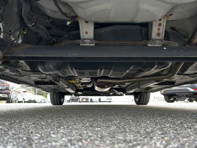 ダイハツ タント カスタム X トップED SA Ⅲ 富山県 2017(平29)年 3.9万km ブラックマイカメタリック 禁煙車/純正ナビ/バックカメラ/TV（フルセグ）/片側パワースライドドア/スマートキー/ハーフレザーシート/シートヒーター（運転席）/純正アルミホイール/純正フロアマット/プッシュスタート/オートマチックハイビーム/盗難防止装置/横滑り防止装置