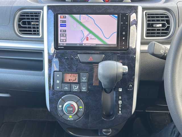 ダイハツ タント カスタム X トップED SA Ⅲ 富山県 2017(平29)年 3.9万km ブラックマイカメタリック 禁煙車/純正ナビ/バックカメラ/TV（フルセグ）/片側パワースライドドア/スマートキー/ハーフレザーシート/シートヒーター（運転席）/純正アルミホイール/純正フロアマット/プッシュスタート/オートマチックハイビーム/盗難防止装置/横滑り防止装置