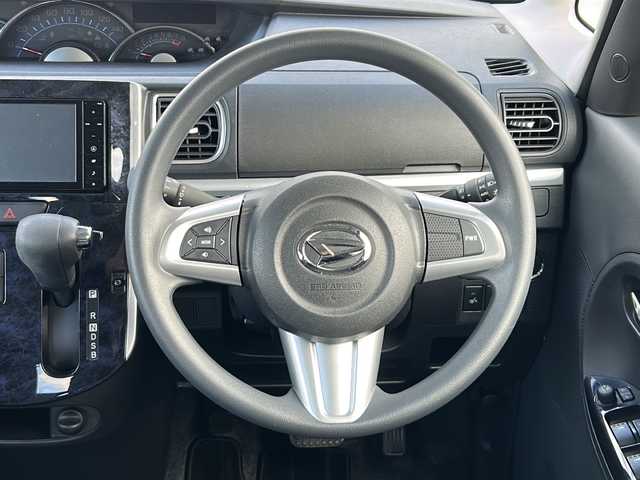 ダイハツ タント カスタム X トップED SA Ⅲ 富山県 2017(平29)年 3.9万km ブラックマイカメタリック 禁煙車/純正ナビ/バックカメラ/TV（フルセグ）/片側パワースライドドア/スマートキー/ハーフレザーシート/シートヒーター（運転席）/純正アルミホイール/純正フロアマット/プッシュスタート/オートマチックハイビーム/盗難防止装置/横滑り防止装置