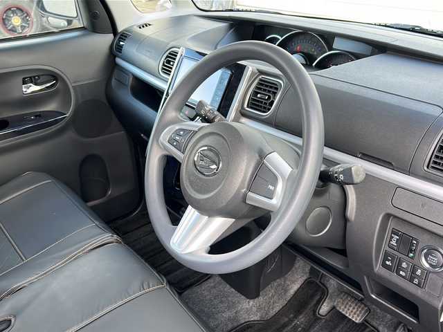 ダイハツ タント カスタム X トップED SA Ⅲ 富山県 2017(平29)年 3.9万km ブラックマイカメタリック 禁煙車/純正ナビ/バックカメラ/TV（フルセグ）/片側パワースライドドア/スマートキー/ハーフレザーシート/シートヒーター（運転席）/純正アルミホイール/純正フロアマット/プッシュスタート/オートマチックハイビーム/盗難防止装置/横滑り防止装置