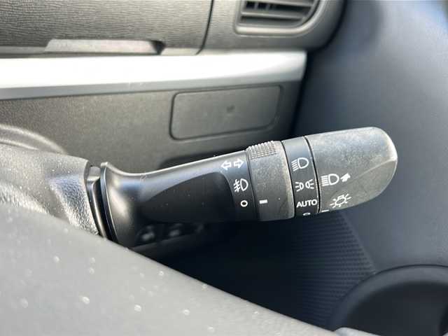 ダイハツ タント カスタム X トップED SA Ⅲ 富山県 2017(平29)年 3.9万km ブラックマイカメタリック 禁煙車/純正ナビ/バックカメラ/TV（フルセグ）/片側パワースライドドア/スマートキー/ハーフレザーシート/シートヒーター（運転席）/純正アルミホイール/純正フロアマット/プッシュスタート/オートマチックハイビーム/盗難防止装置/横滑り防止装置